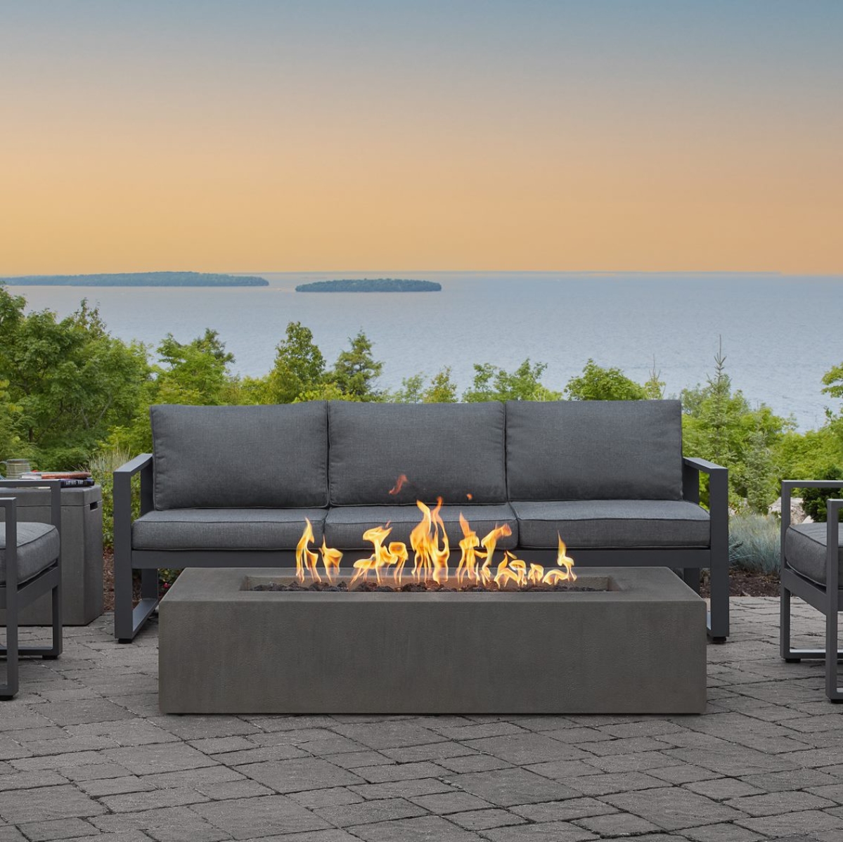 60" Eureka Low Rectangle Natural Gas Fire Table in Carbon